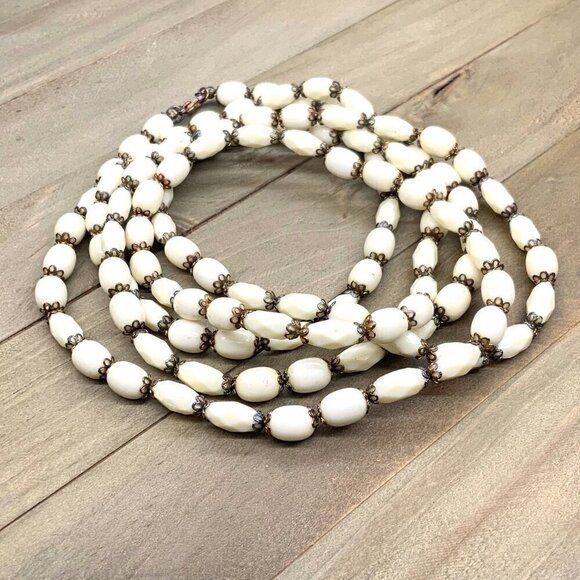 Vintage Long Length Necklace Cream Gold Tone 60 Inch Length - Picture 2 of 4